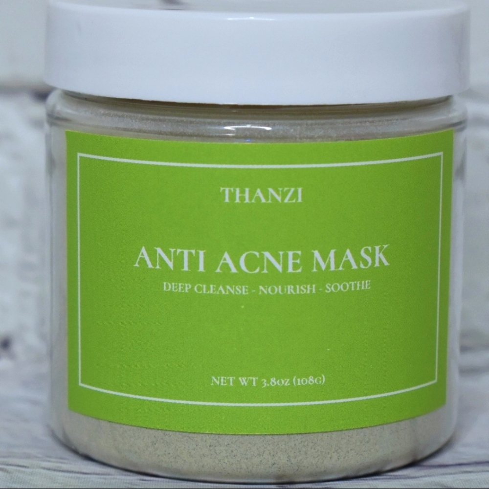 Anti Acne vegan clay mask with chamo and spirulina